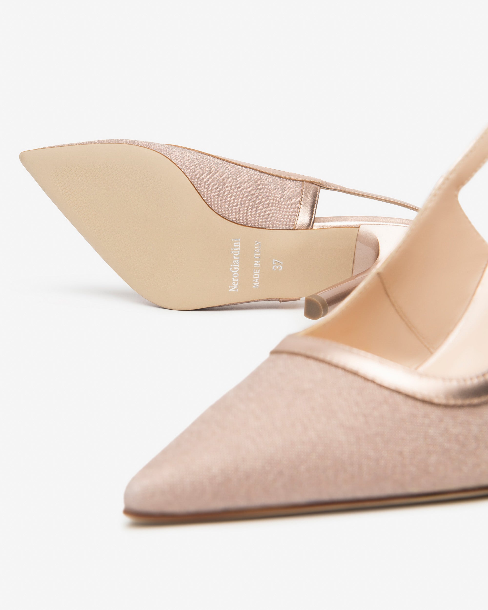  Damen-Slingback aus Stoff und Leder