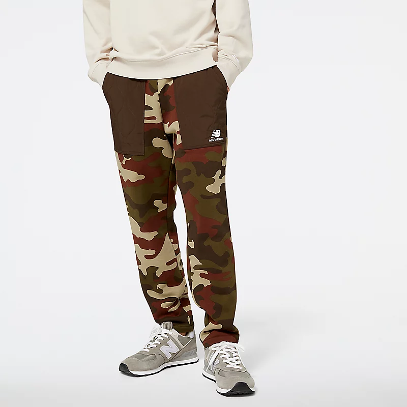 Męskie spodnie polarowe NB Athletics Camo – BIAŁE WIELOKOLOROWE