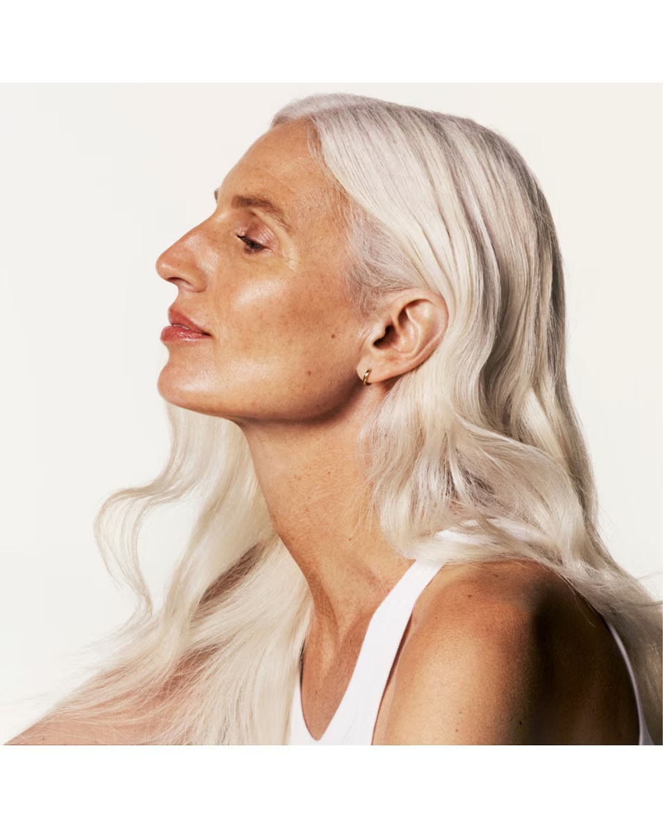 OLAPLEX OLAPLEX Nr. 4P ȘAMPON TONIFICANT PENTRU ÎNCĂLZITOR DE PAR BLOND