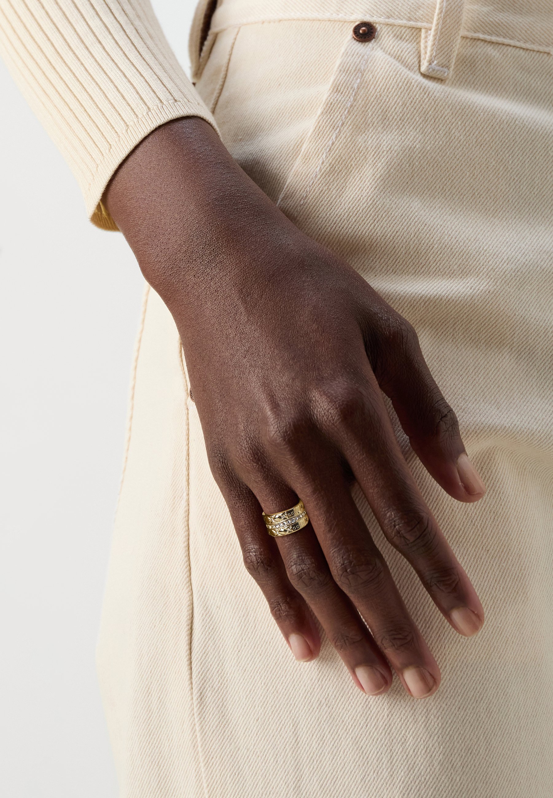 Guess STYLISH - Ring - geelgoudkleurig