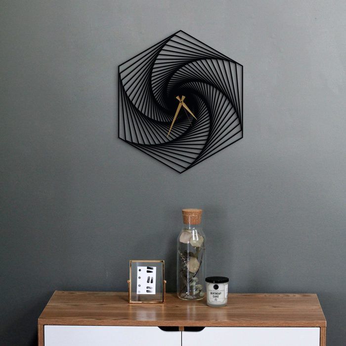 Horloge Murale - DEKORY - Spirale Hexagone - 70 cm - Acier - Noir Mat - Effet 3D