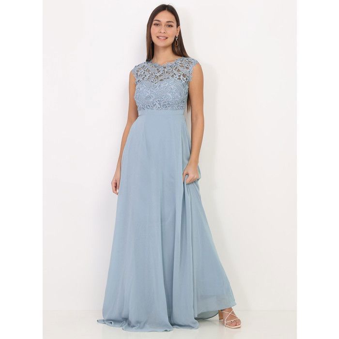 Robe longue à dentelle sur le haut avec dos froncé et élastiqué.Coupe fluide et évasée avec doublure satinée. pour femme - Robes - L
