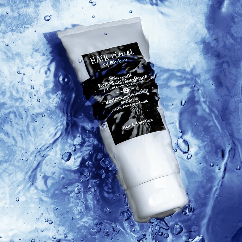 Hair Rituel by Sisley ревитализујући шампон за изглађивање са уљем макадамије за све типове косе