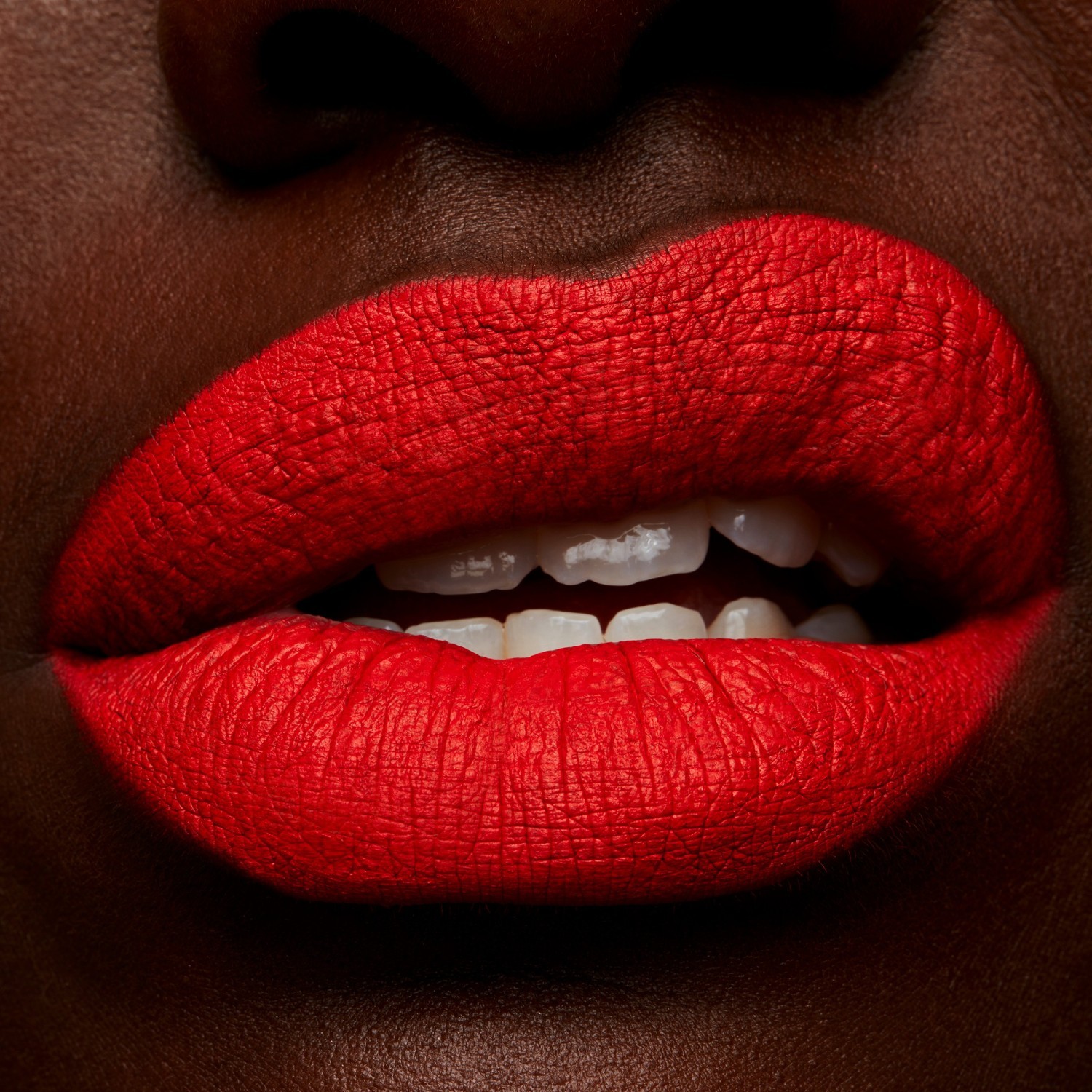 MAC Lippenstift Susipažinkite su savo matiniais Retro Matte skystais lūpų dažais - 5 ml