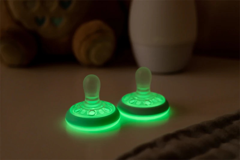 Tommee Tippee, velikost prsi 0-6 m