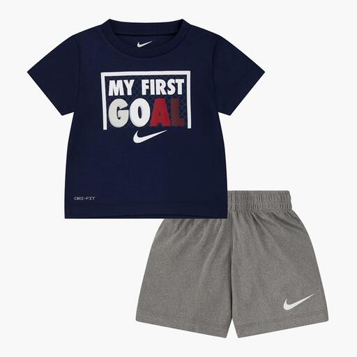  Ensemble Nike