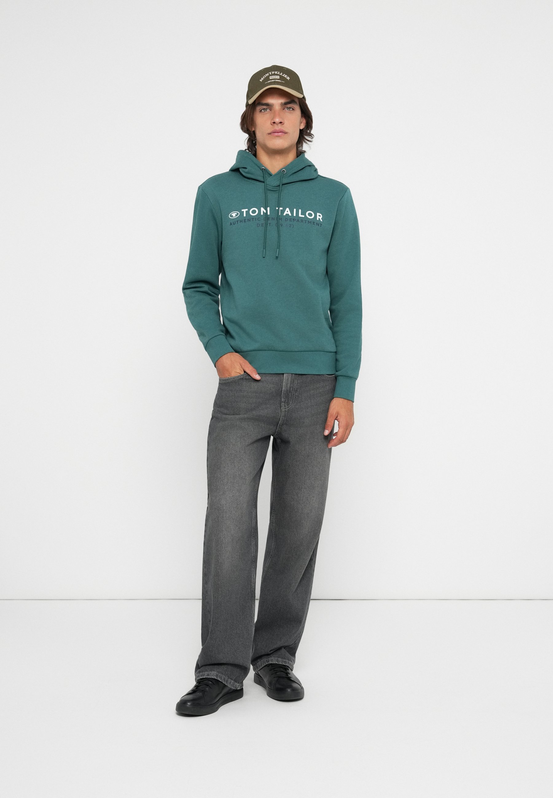 TOM TAILOR APDRUKĀTS HOODIE džemperis ar kapuci - Džemperis - jaspis zaļš
