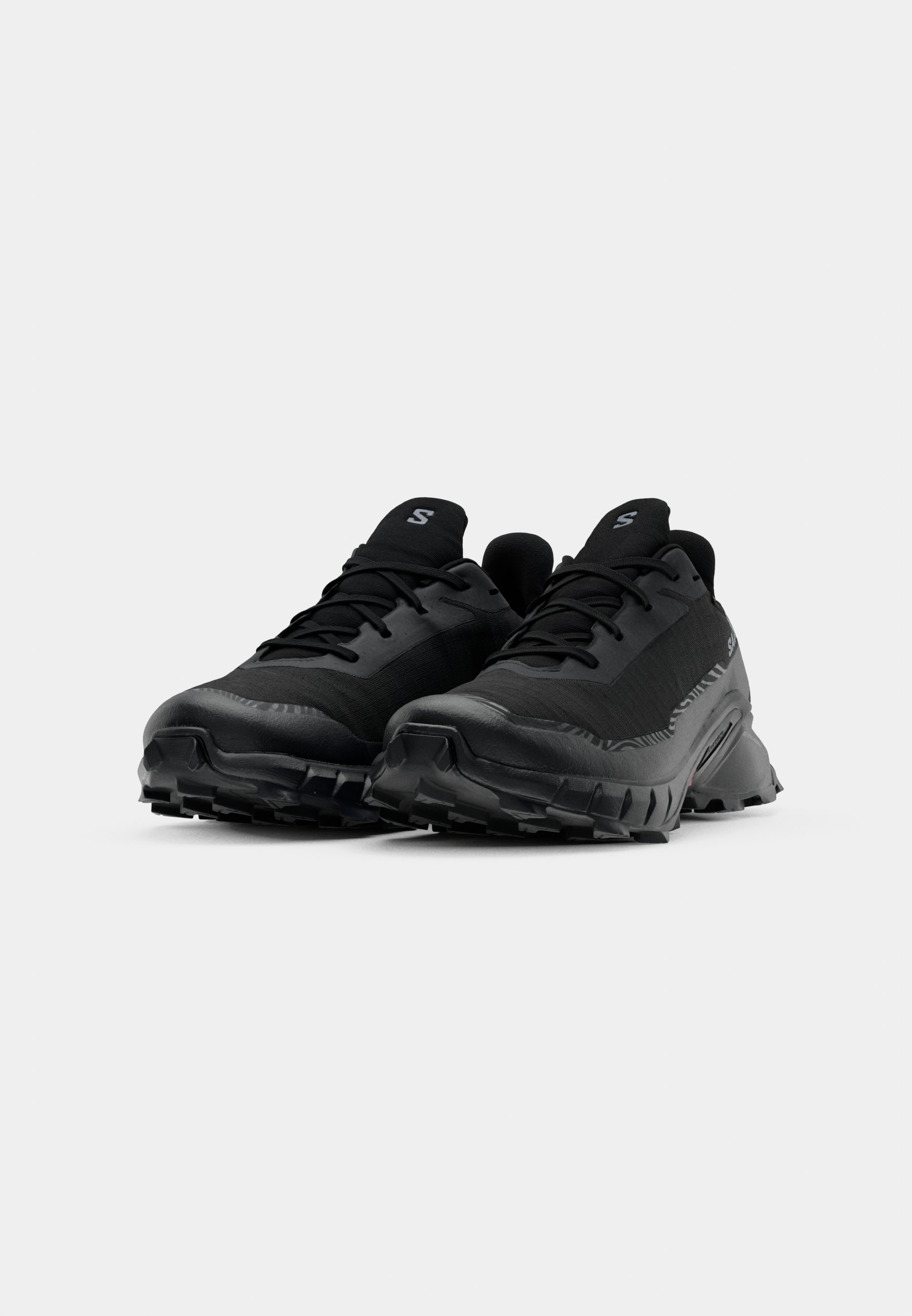 Salomon ALPHACROSS 5 GTX - Trailrunningschoenen - zwart/ebbenhout