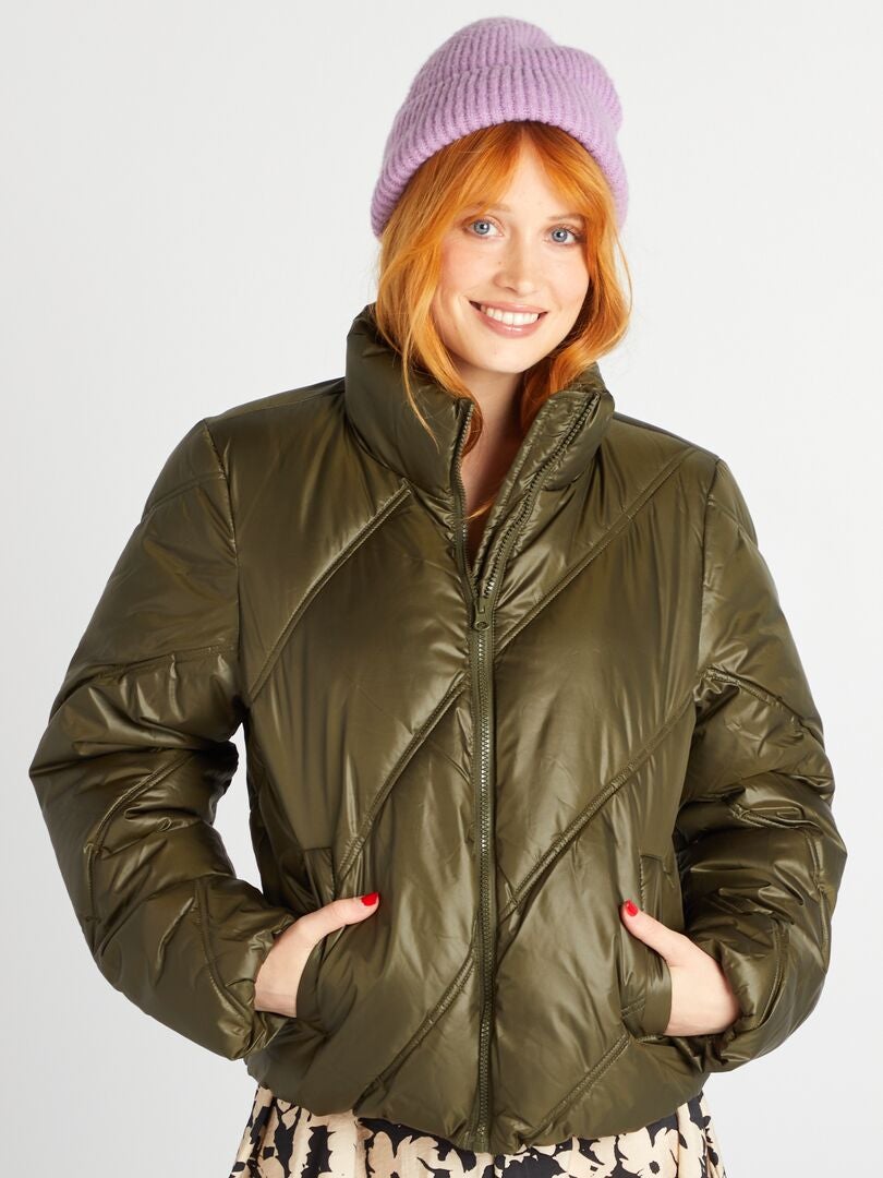 Chaqueta corta acolchada de plumón 'JDY' - CAQUI