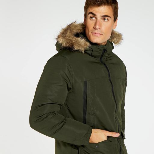 Jack & Jones striukė