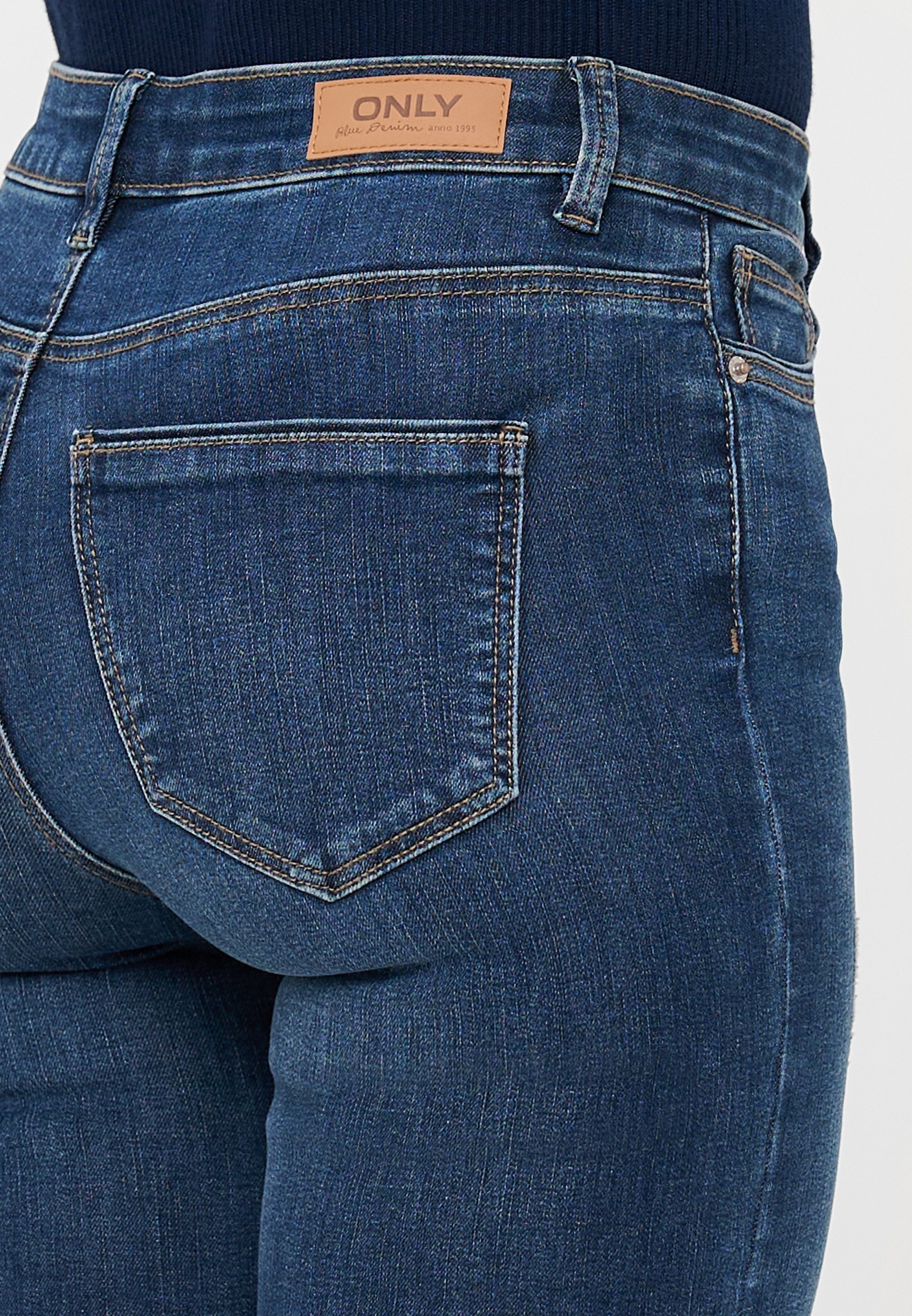 ALLEEN Lange ALLEEN MIDDENTAILLE - Slim fit jeans - donkerblauwe denim