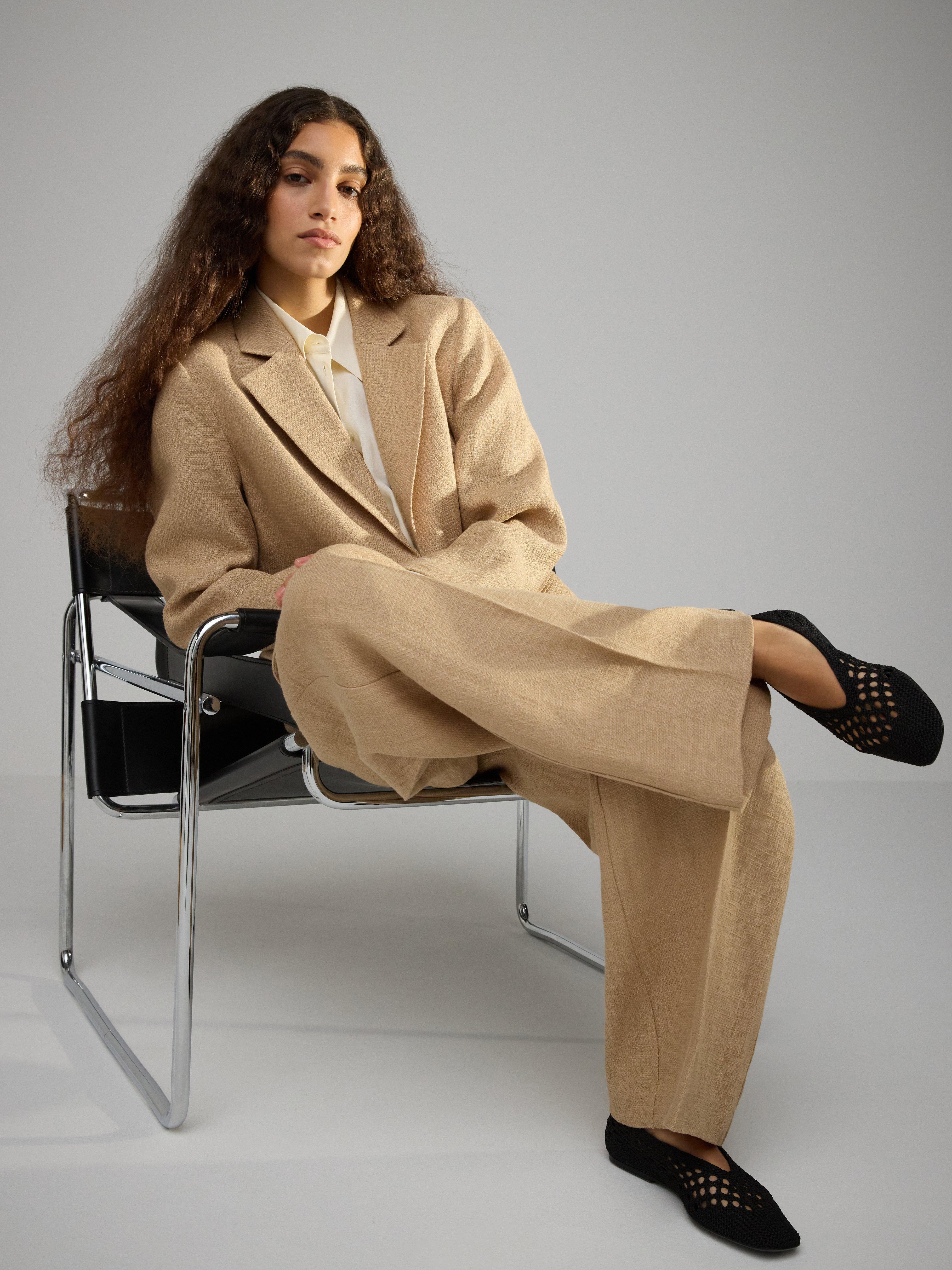 Byxor i linneblandning Light dusty Beige