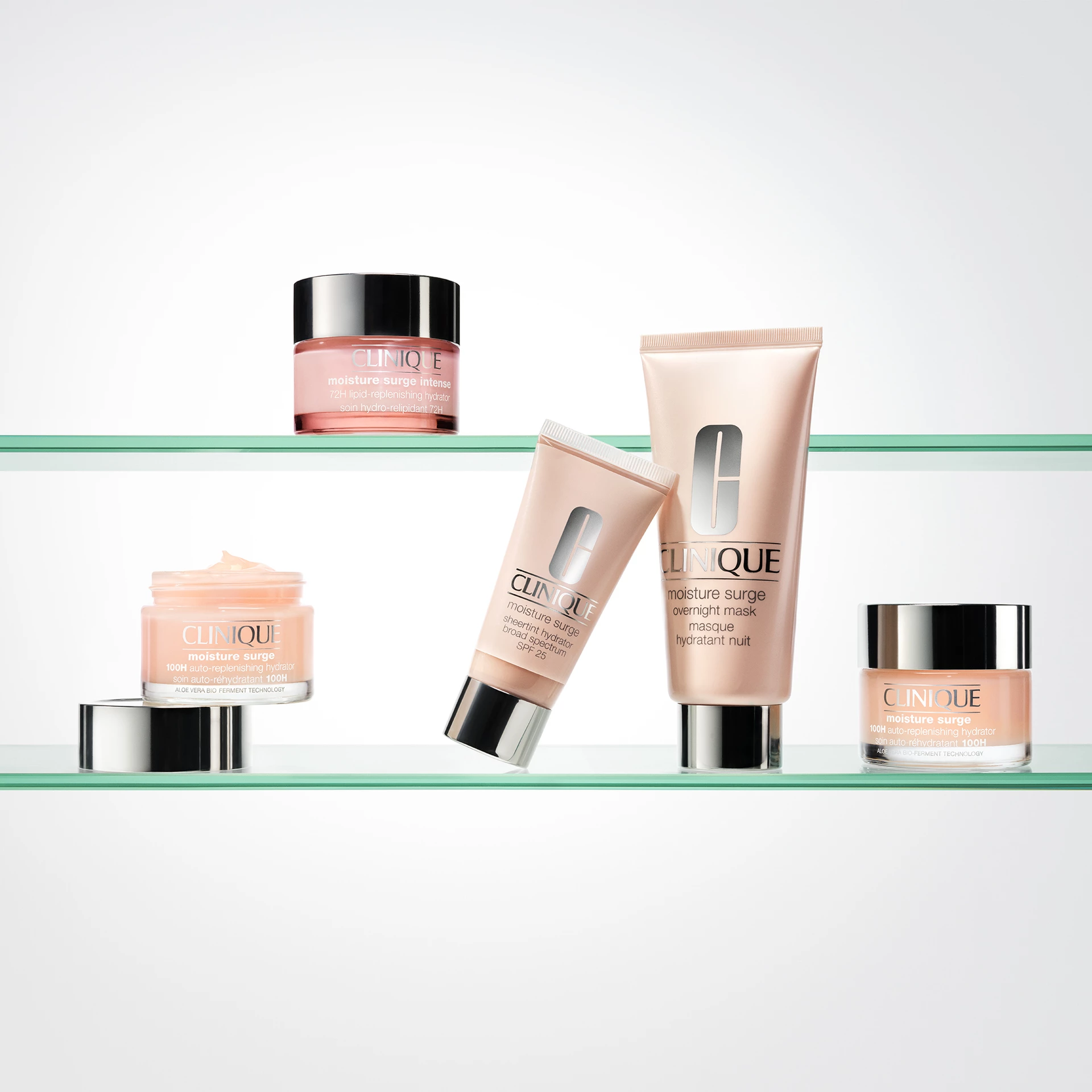 Moisture Surge 100-godzinny samonawilżający krem do twarzy 50 ml - Clinique