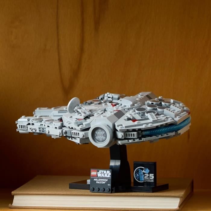 LEGO Star Wars 75375 Millennium Falcon, Set di costruzioni, Astronave, Adulti