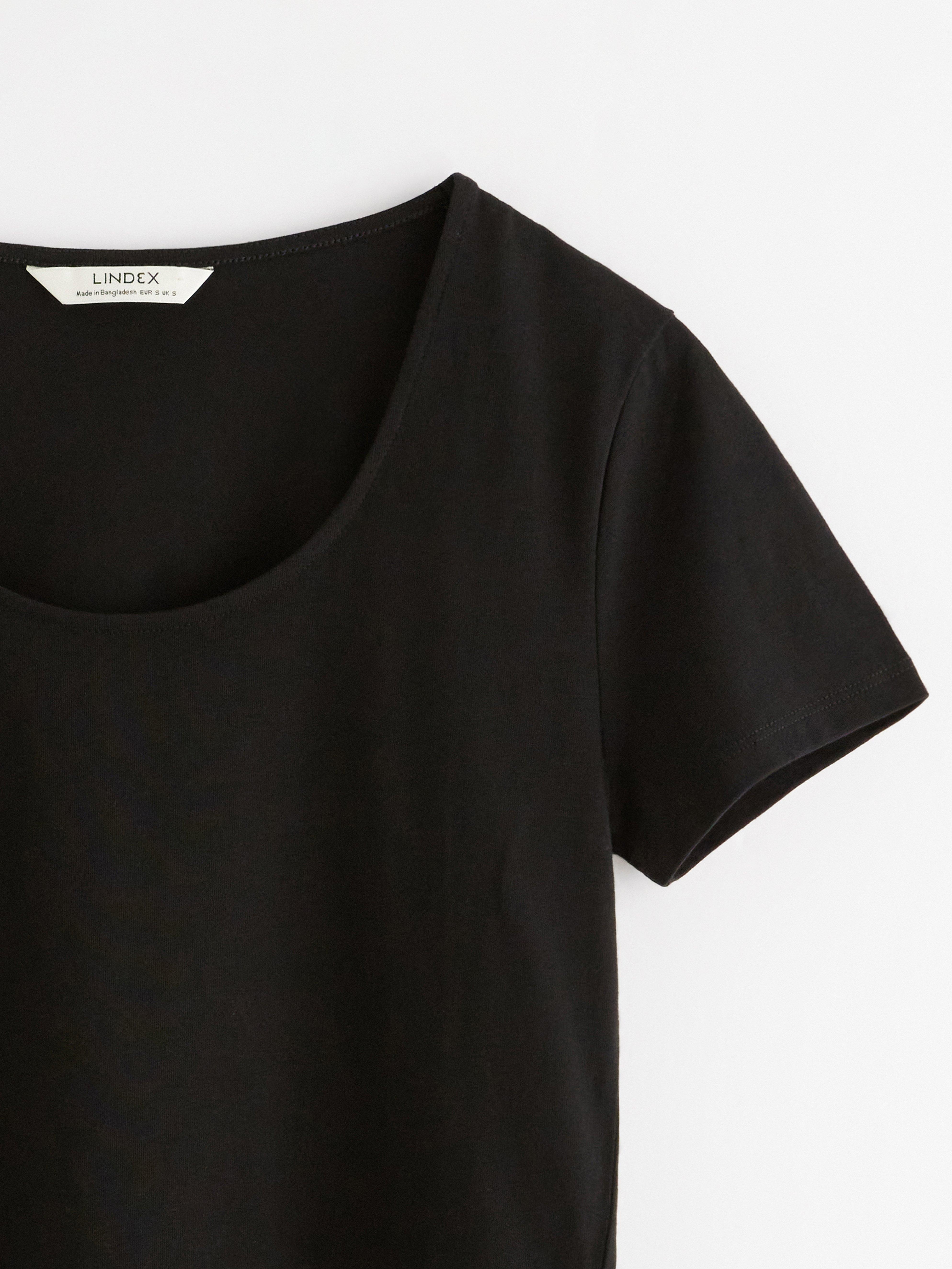 Camiseta preta
