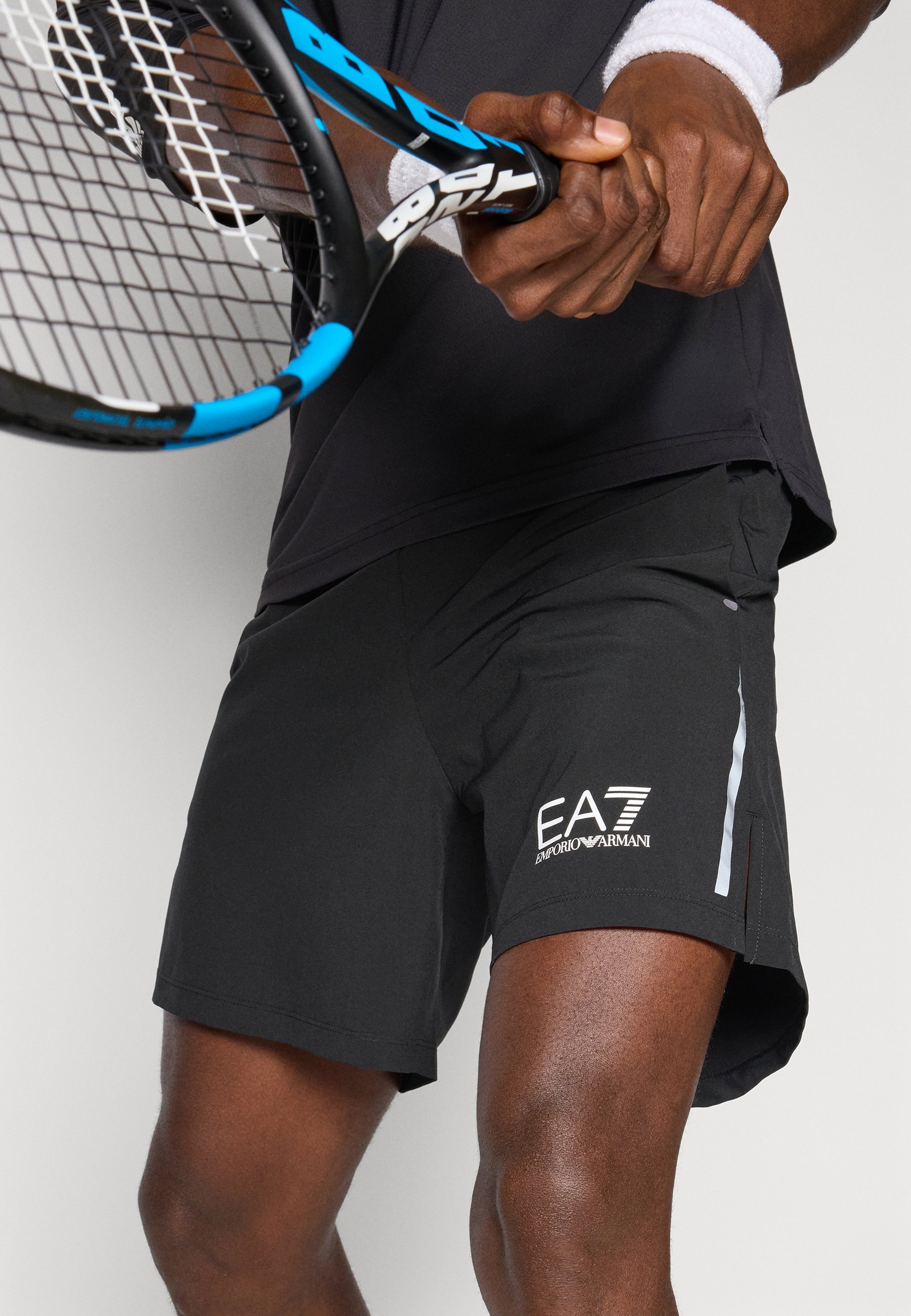 EA7 Emporio Armani MULTI SHORTS - Short de sport - noir