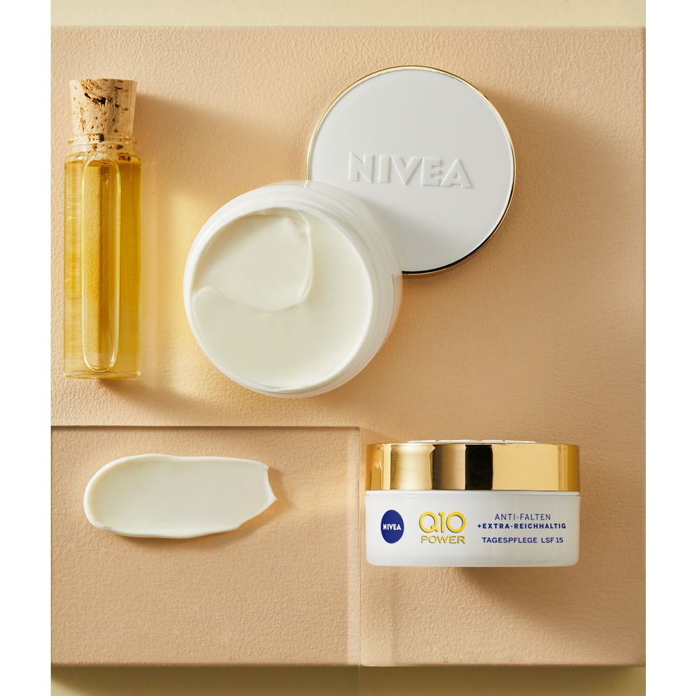 Q10 ekstra hranjiva dnevna krema protiv bora SPF 15 Hidratantne kreme za lice