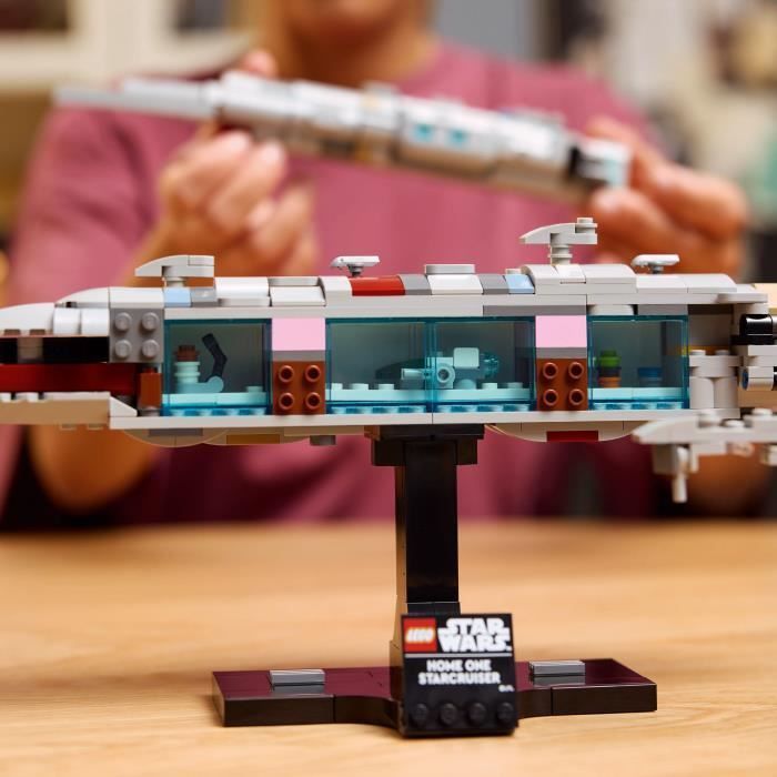 LEGO Star Wars: Return of the Jedi 75405 The Starcruiser Home One - Adult Model Kit