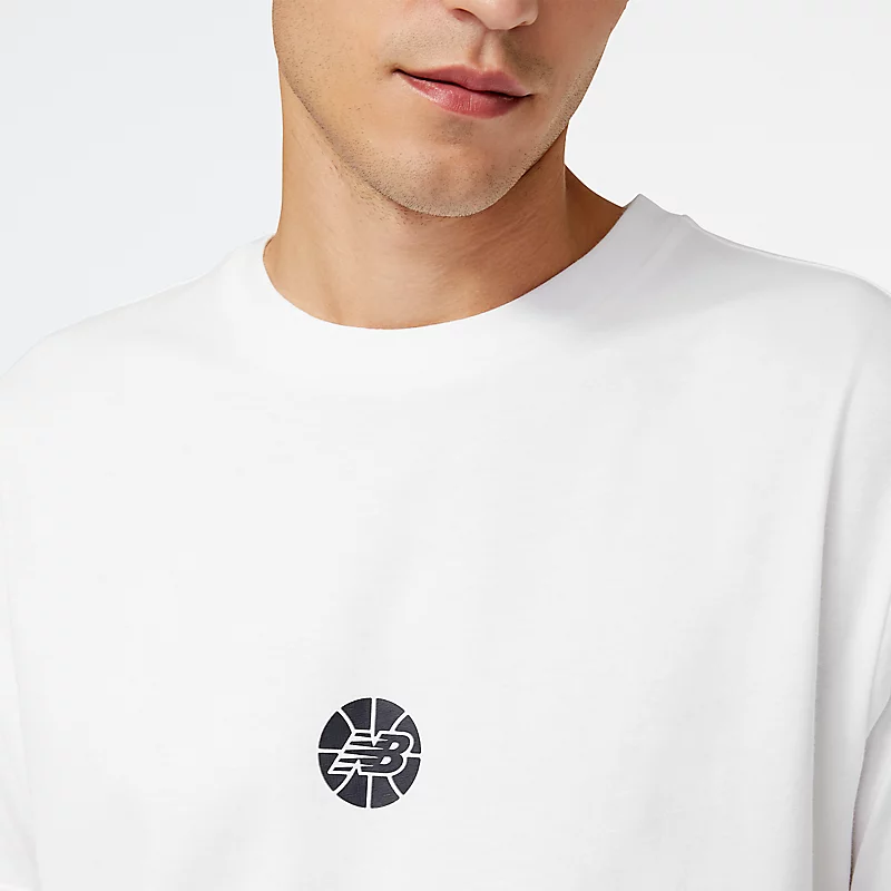 Pánské tričko NB Hoops Essentials Fundamental – BÍLÉ