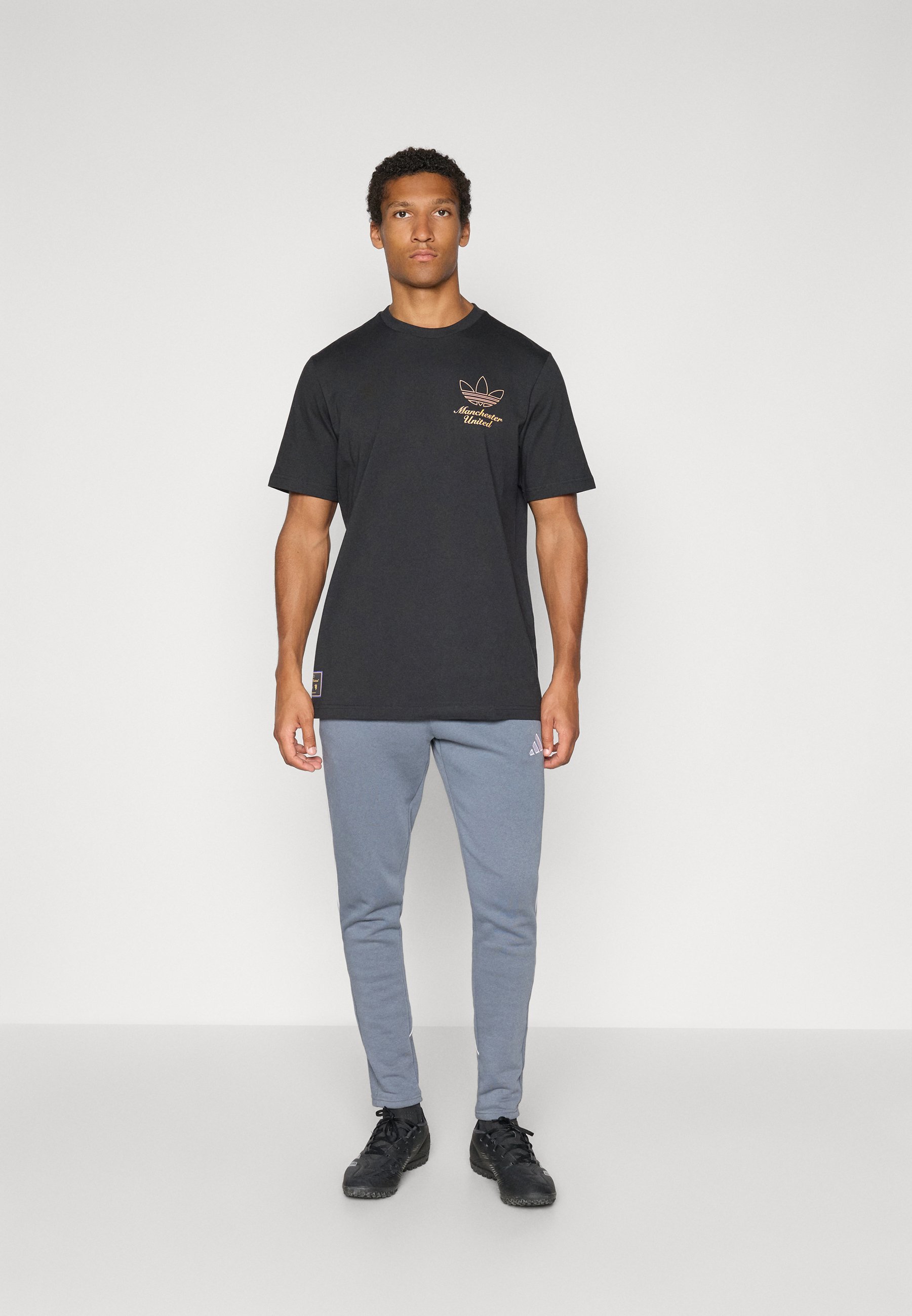adidas Originals MANCHESTER UNITED ICON GRAPHIC T-SHIRT - Clubkleding - zwart