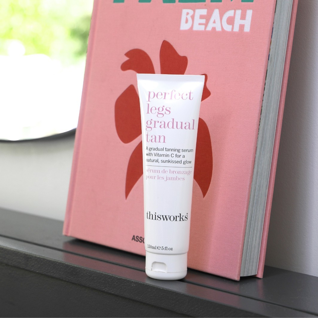 Samoopaľovací krém This Works Perfect Legs Postupné opálenie - 150 ml