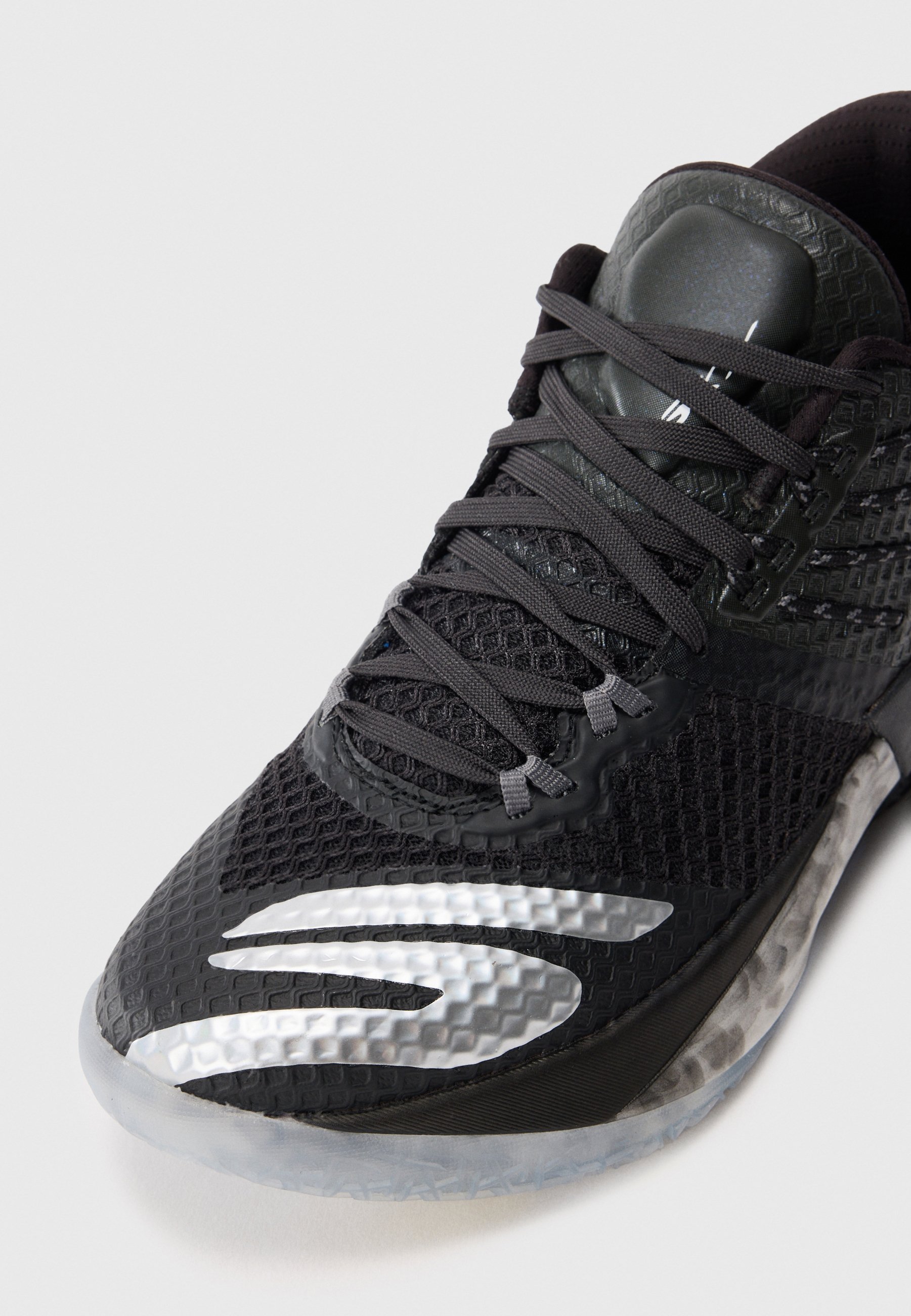 Skechers Performance SKX REIGN - Scarpe da basket - mesh nero/materiale sintetico/finiture bianche