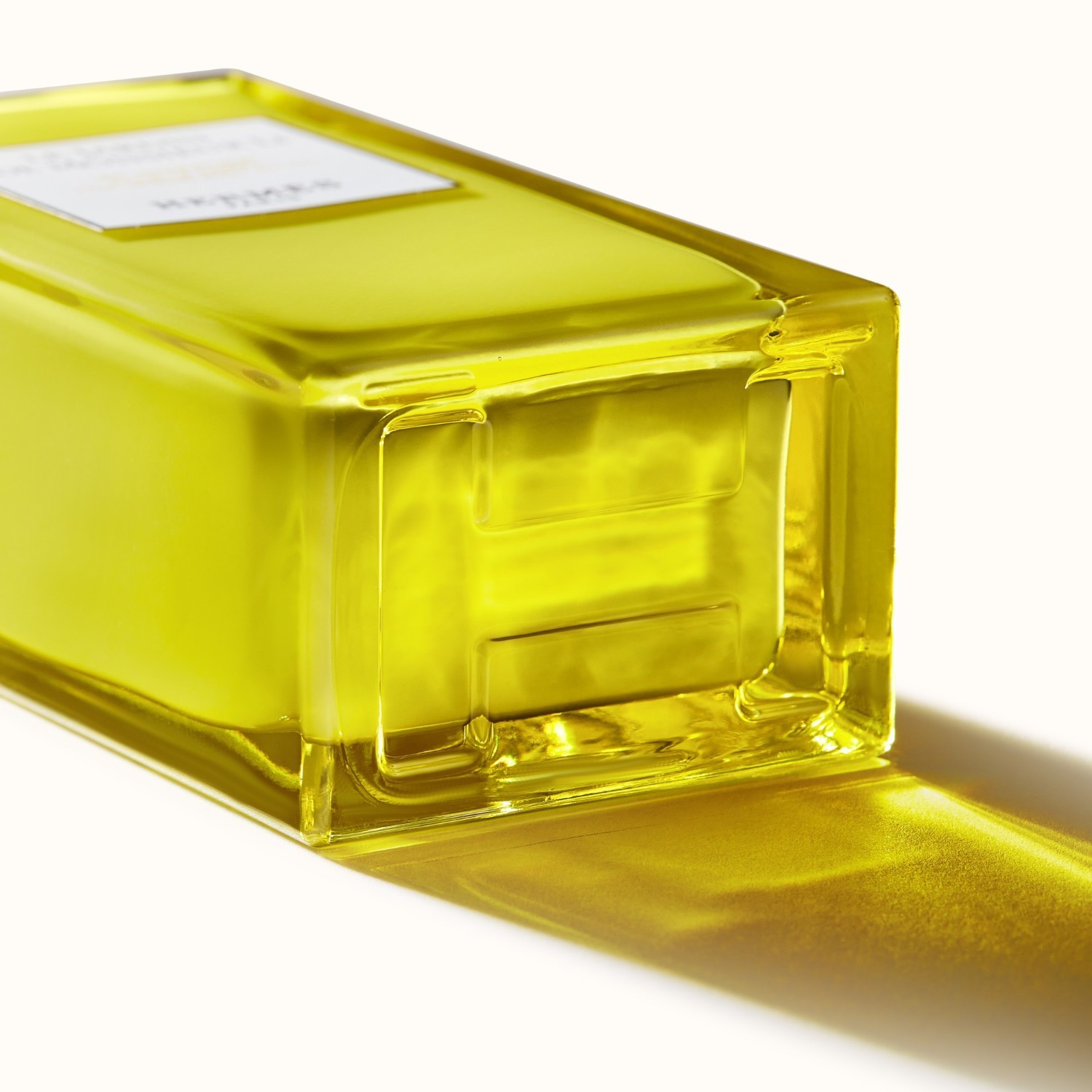 HERMÈS ķermeņa losjonu kolekcija Parfum Jardin Le Jardin de Monsieur Li mitrinošs ķermeņa losjons – 200 ml