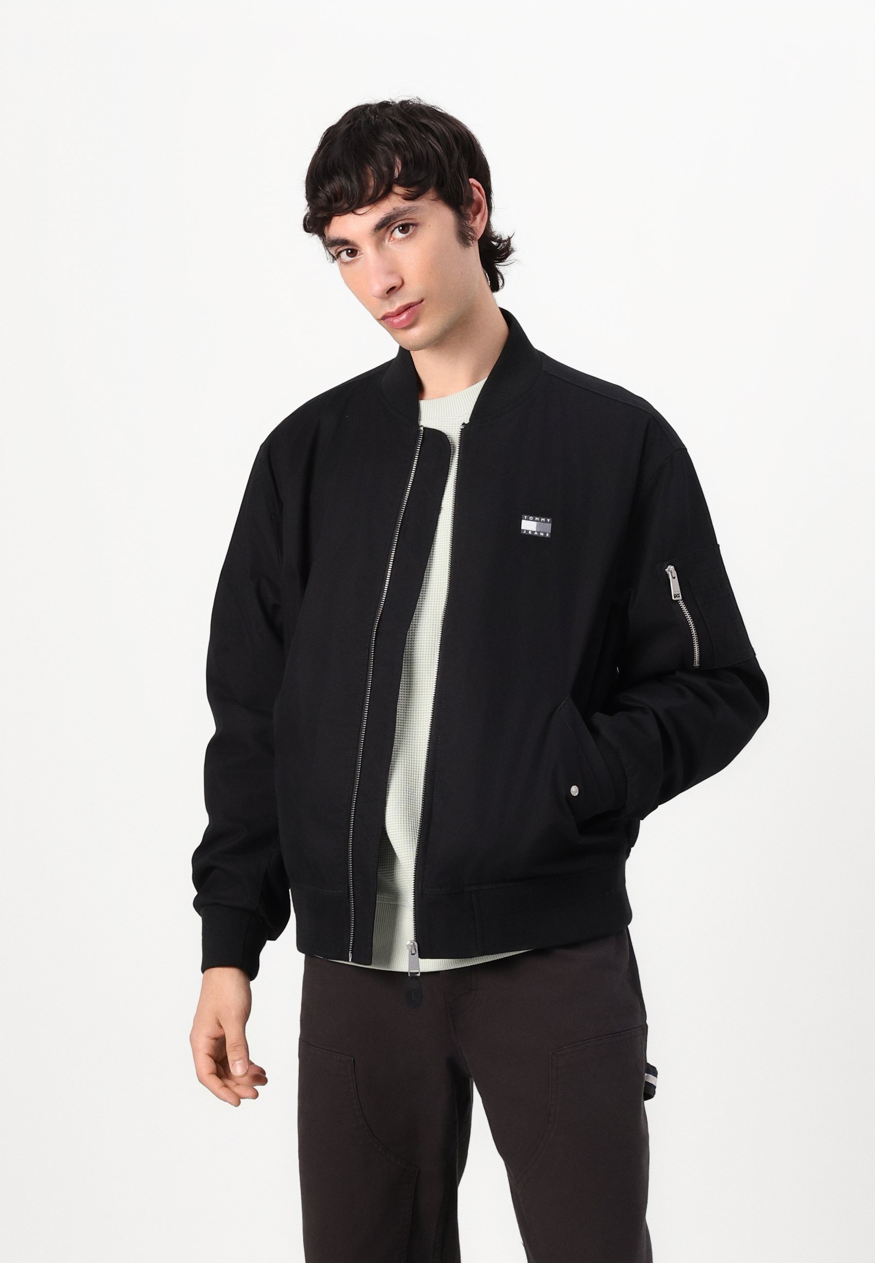Tommy Jeans bomberjack - zwart