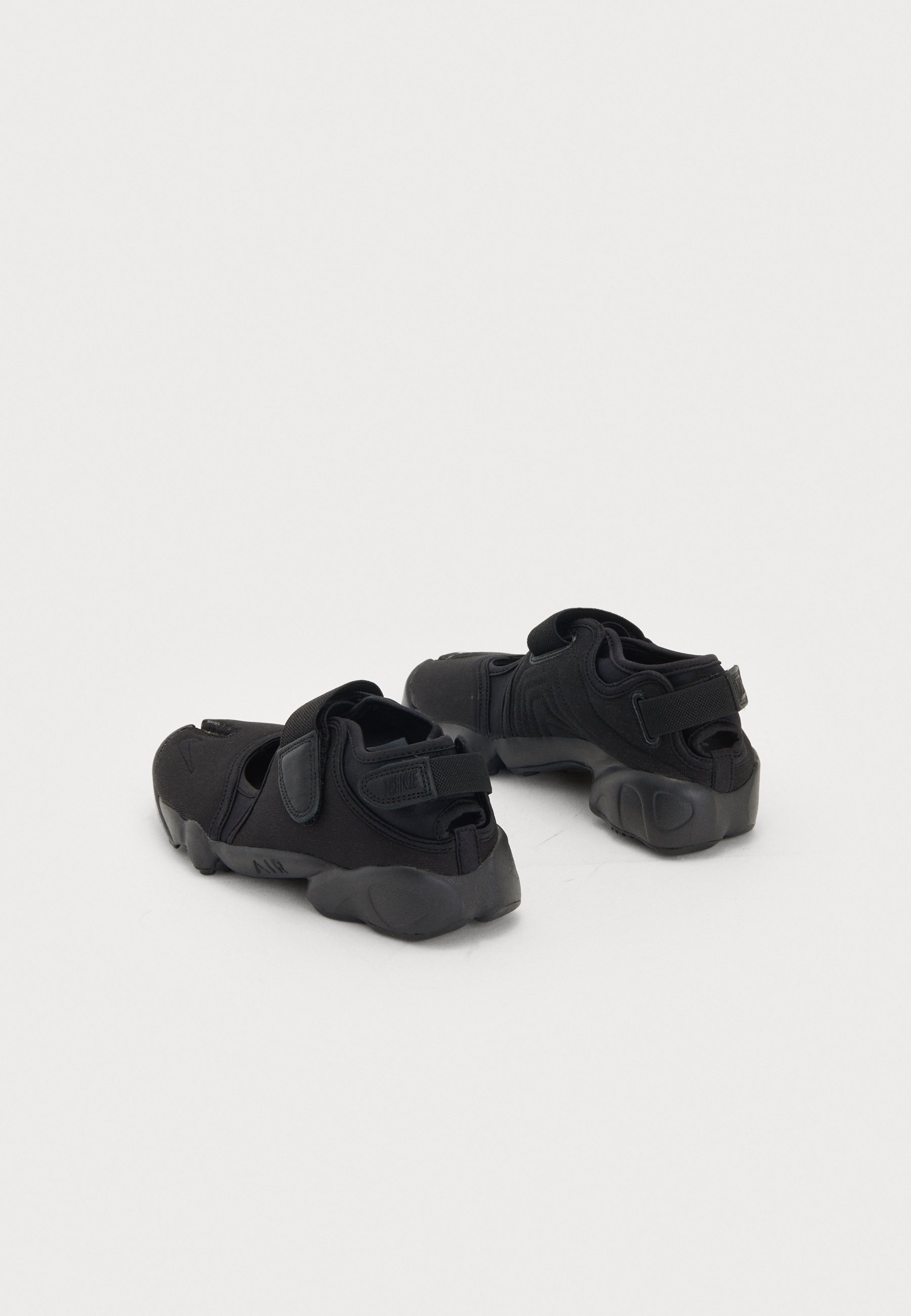 Baskets basses Nike Sportswear
