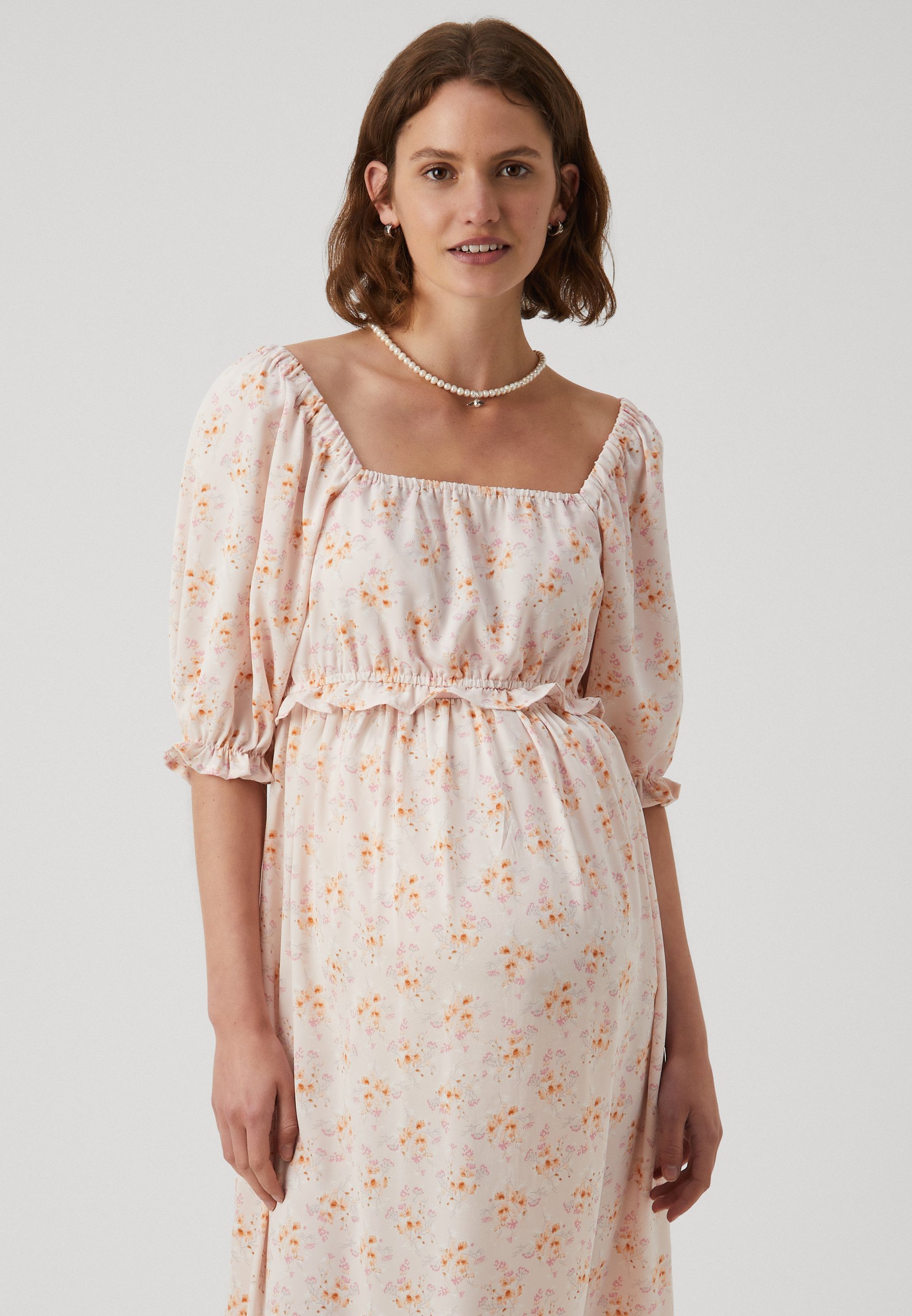 NUR UMSTUNDENKLEID VON OLMAURORA - Tageskleid - nude