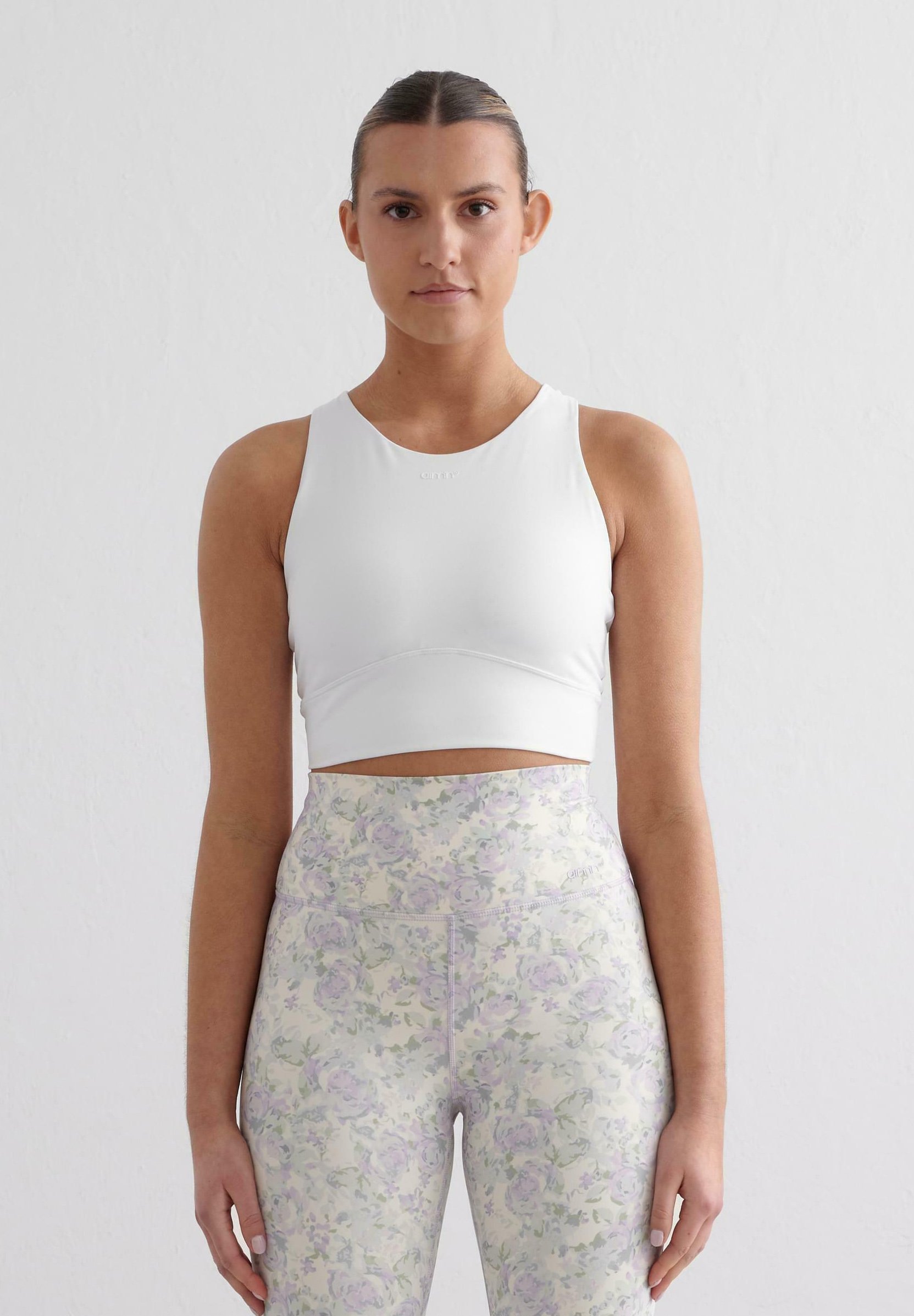 aim'n® SENSE - Reggiseno sportivo a supporto medio - bianco