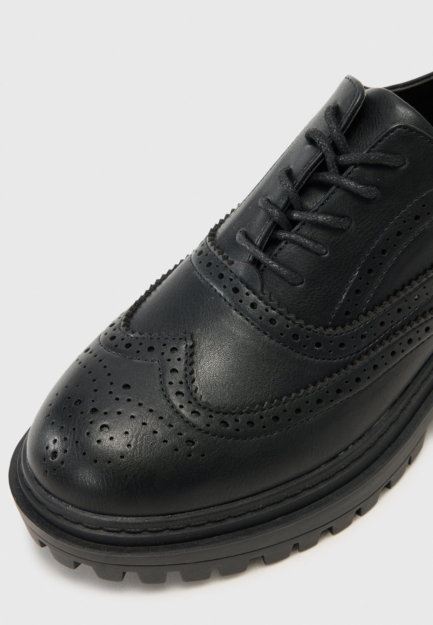Anna Field veterschoenen met hakken - zwart
