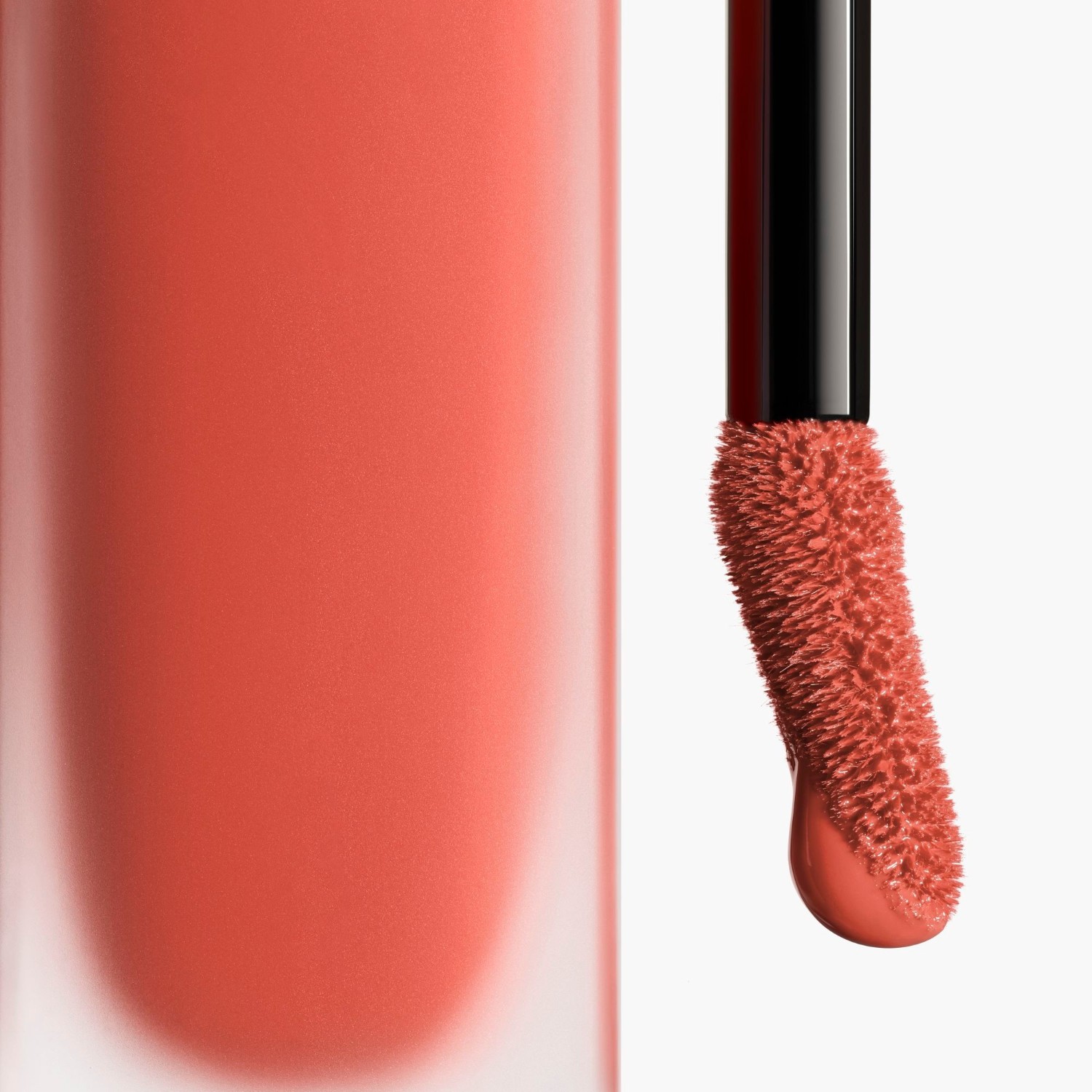 CHANEL LIQUID VELVET