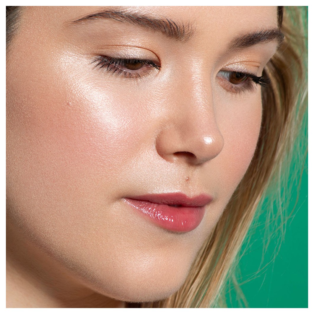 BE + Radiance Fond de Teint Matifiant à l'Eau de Concombre N°08