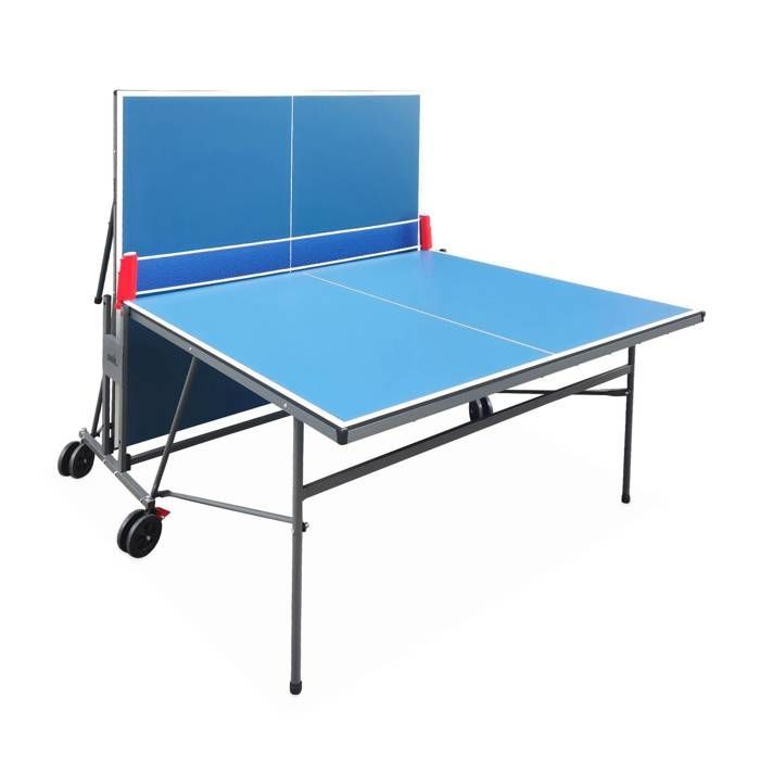 Mesa de ping-pong plegable azul para interiores con 2 paletas y 3 pelotas.