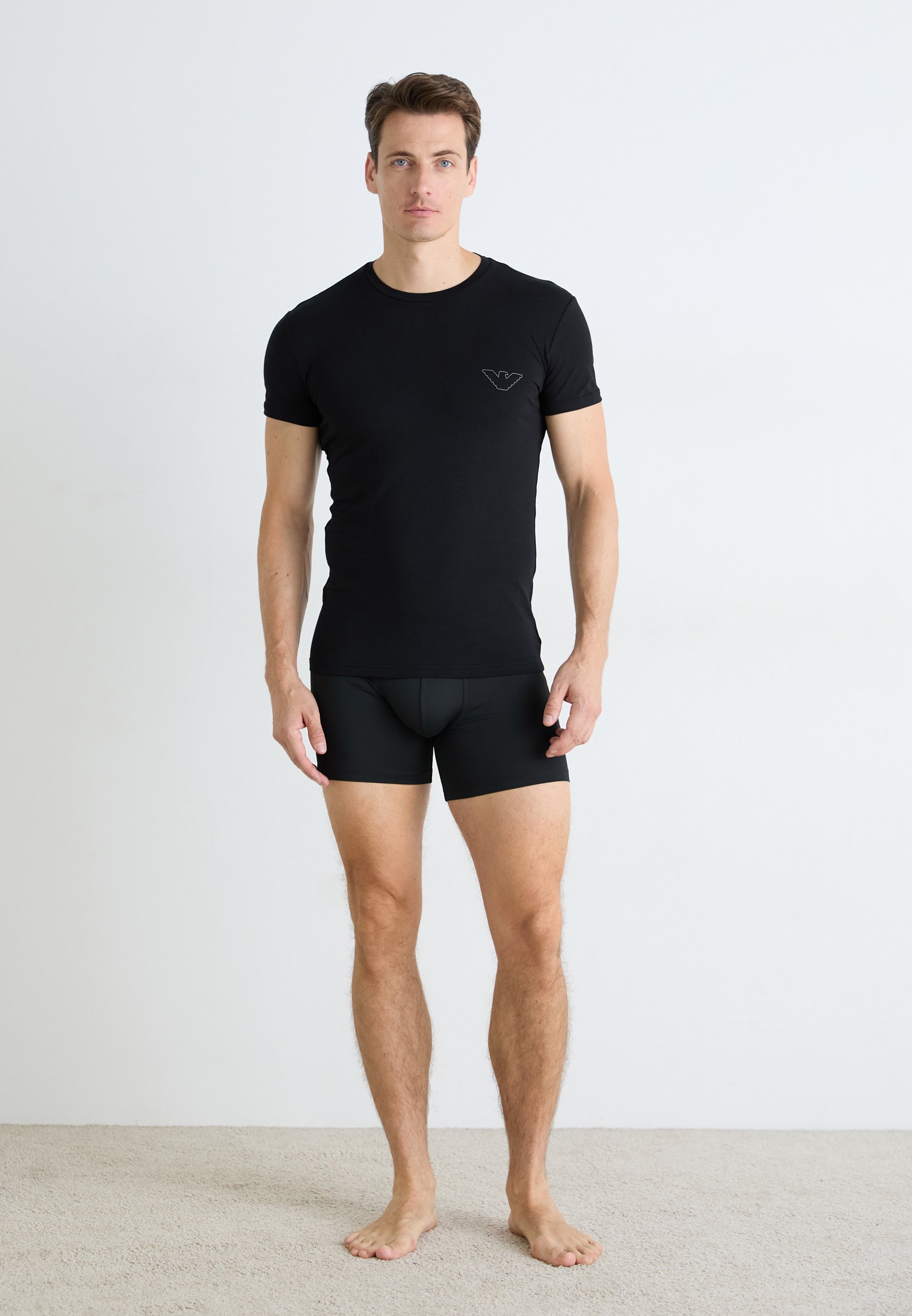 T-shirt girocollo a maniche corte Emporio Armani - stampa - nera