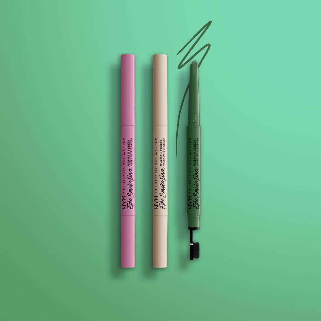 NYX Professional Makeup Eyeliner Epic Smoke Liner, kampuotas akių kontūro pieštukas ir blenderis – 0,2 g