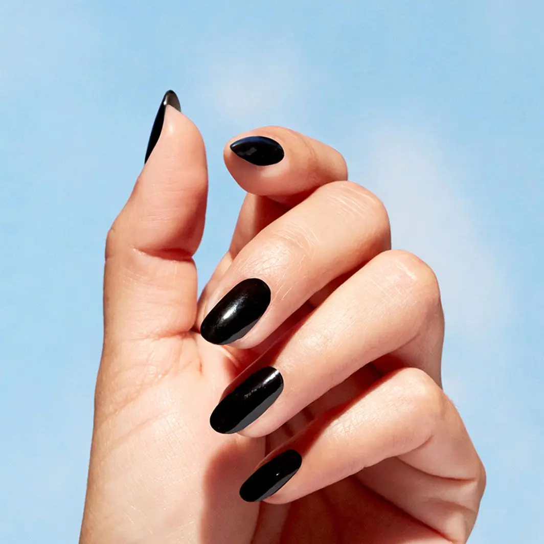 Opi Nature Strong Lakier do paznokci Onyx Skies 15ml