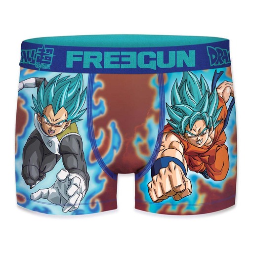 Dragon Ball z boksarjem in brezstično puško