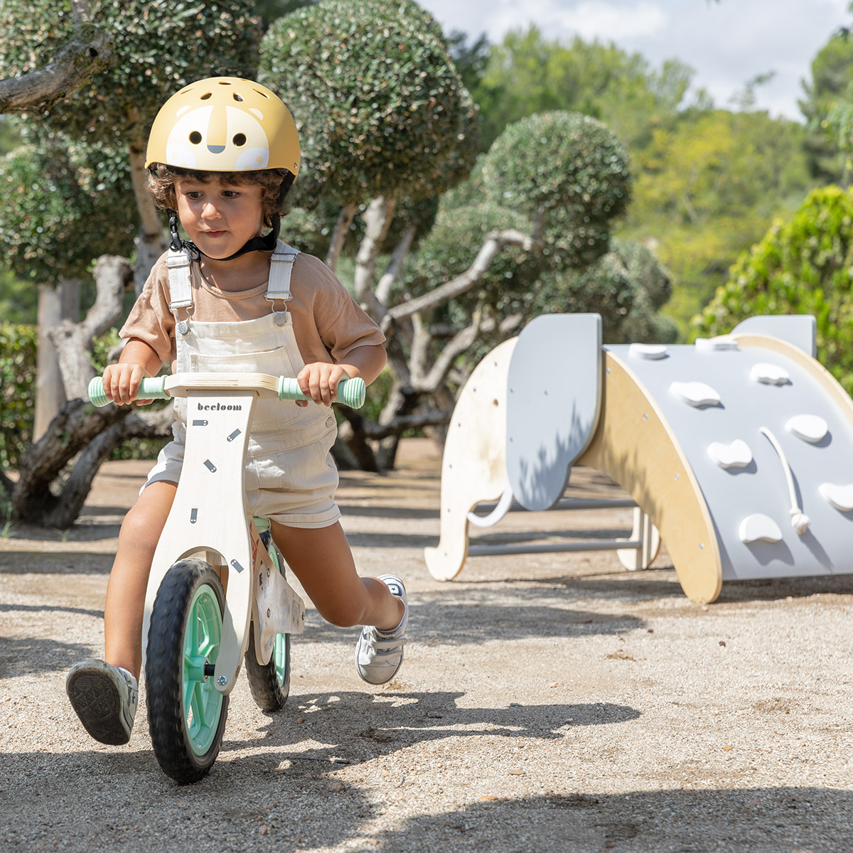 Beeloom Wooden Pedal-Free Bike with Adjustable Seat
