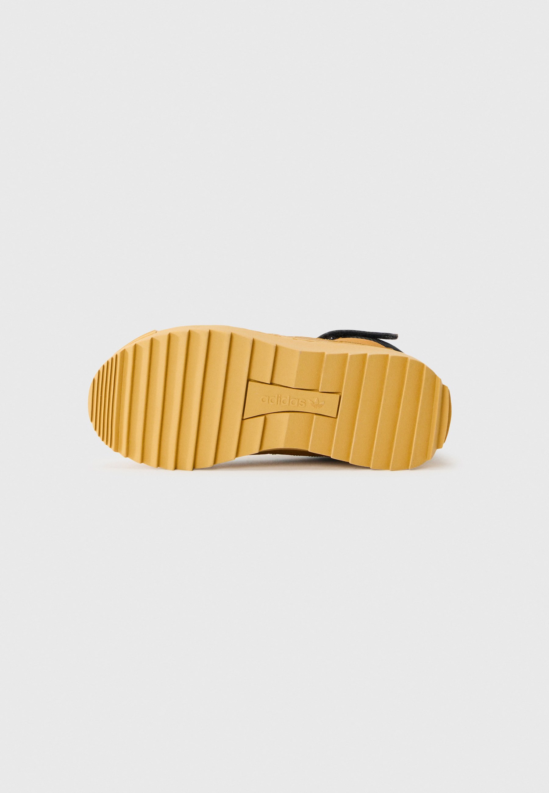 adidas Originals SUPERSTAR UNISEX - Zimní boty - bronzově zbarvená strata/collegiate green/zlatá béžová