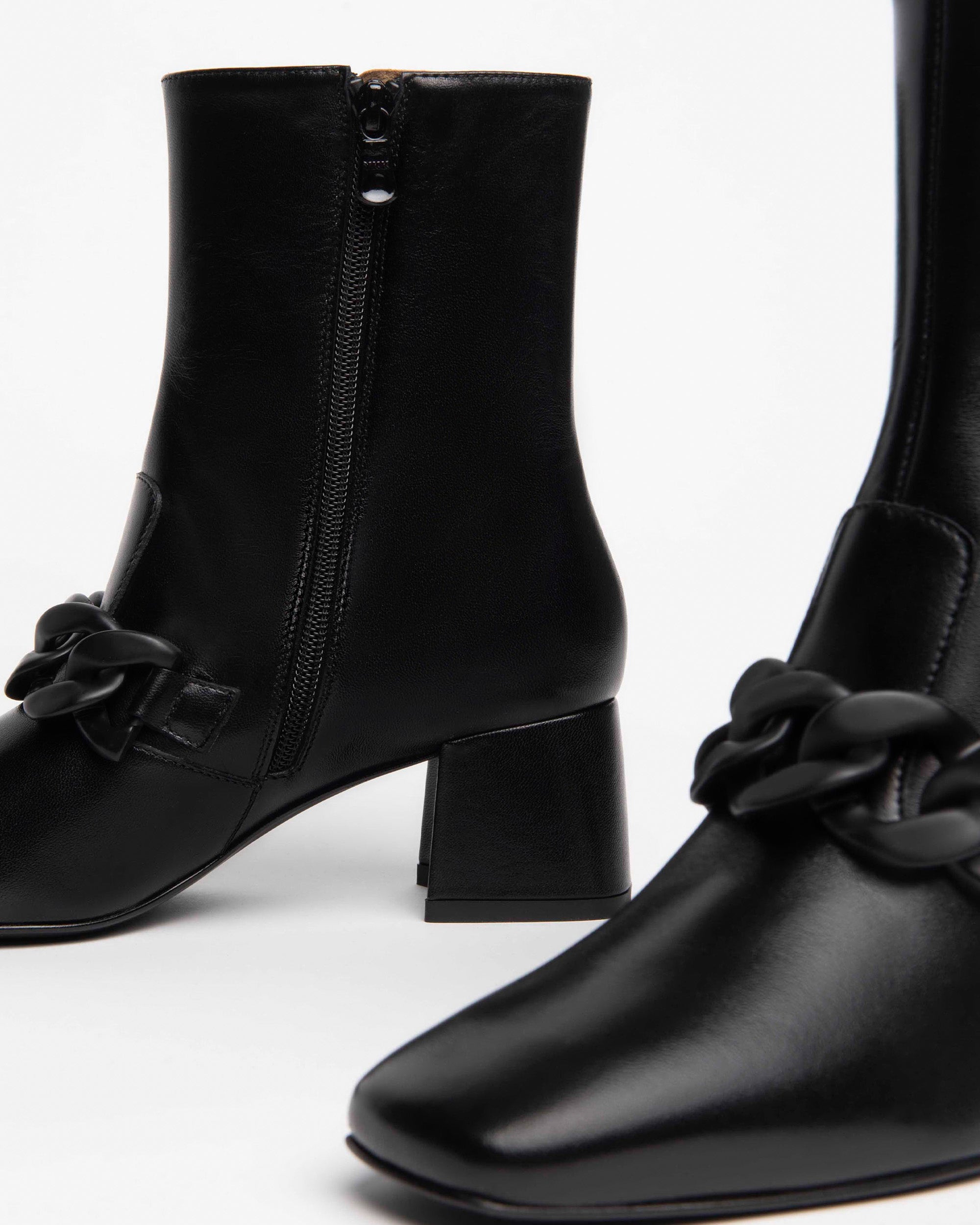  Damen-Ankle-Boots aus Leder