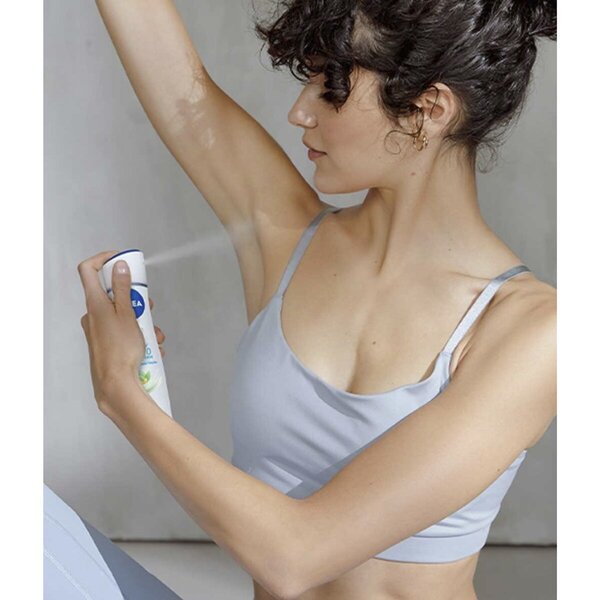 NIVEA Fresh Pure dezodorant v spreji<br>150ml
