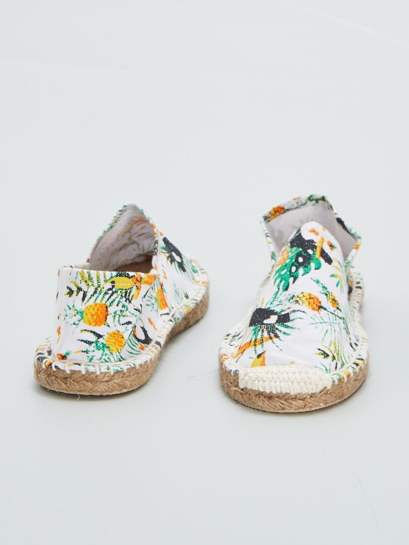 Alpargatas Tropicais - Brancas