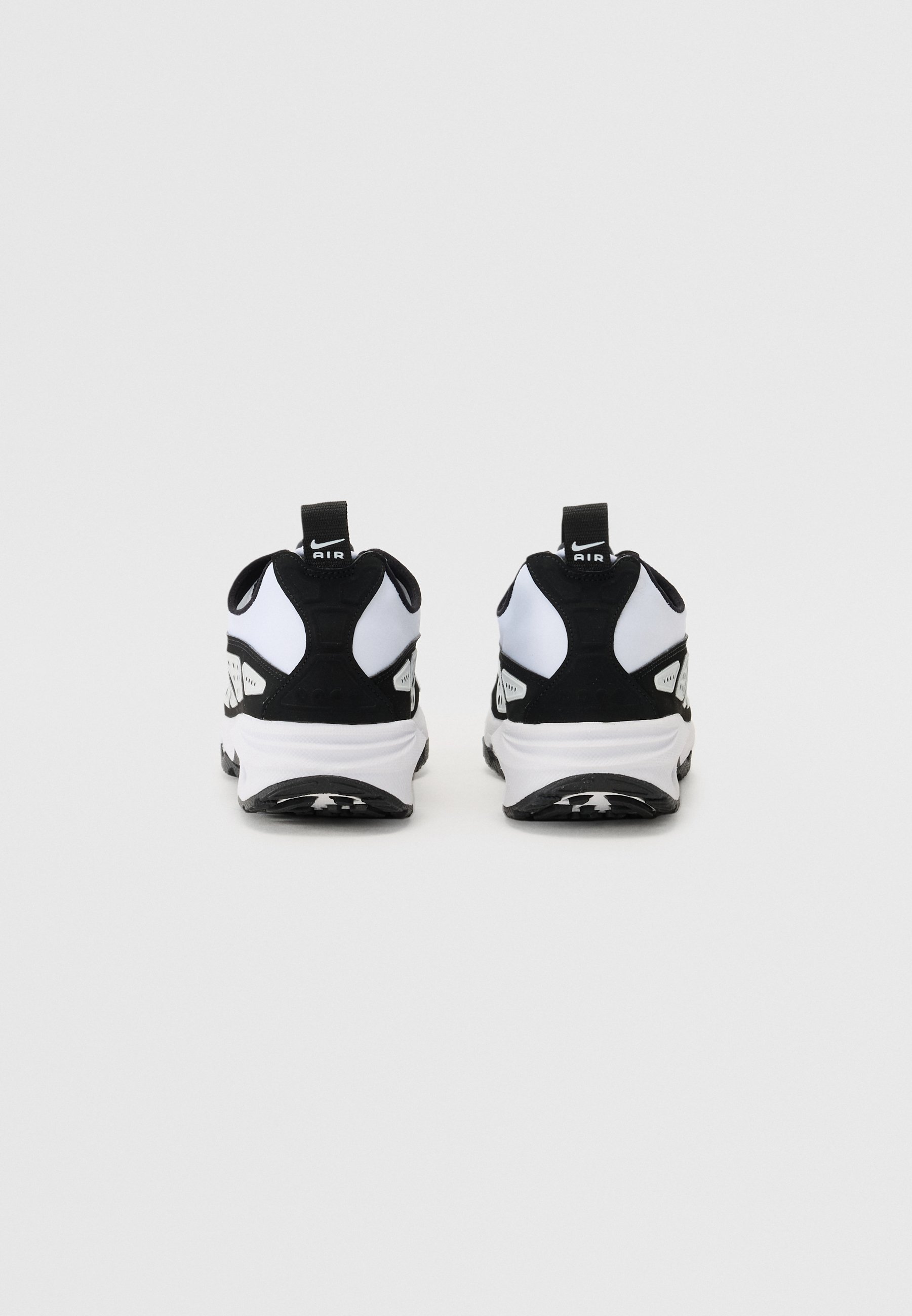 Baskets basses Nike Sportswear