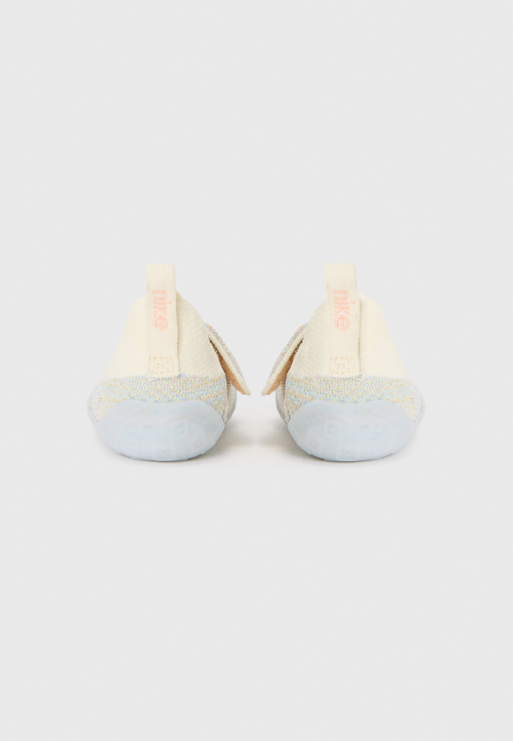 Nike Sportswear UNISEX - Scarpine per neonati - menta schiuma/gesso arancione/color alluminio/bambola/latte di cocco/tinta blu