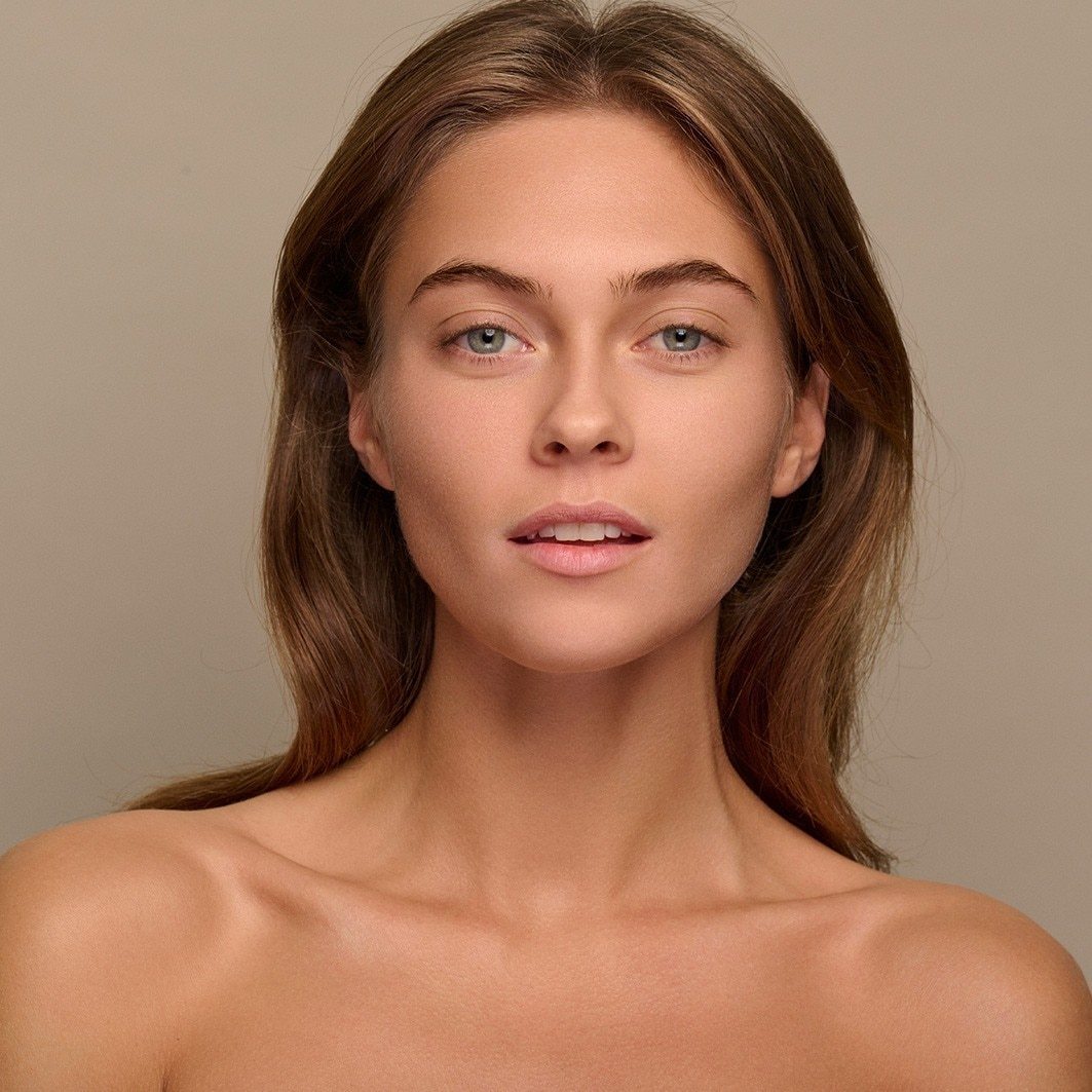 BEAUTY Foundation Natural Luminous Foundation - 30 ml