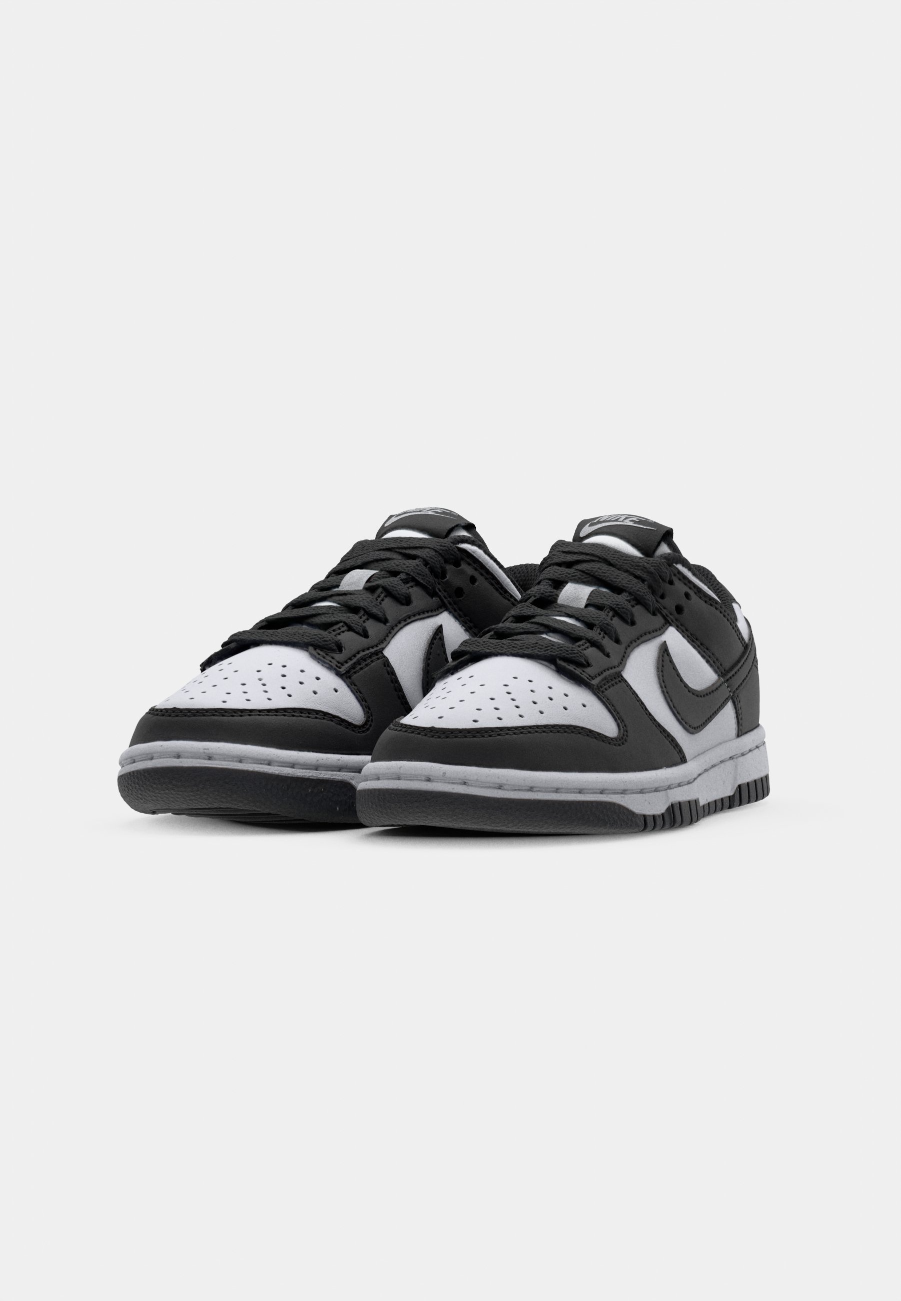 Nízké tenisky Nike Sportswear