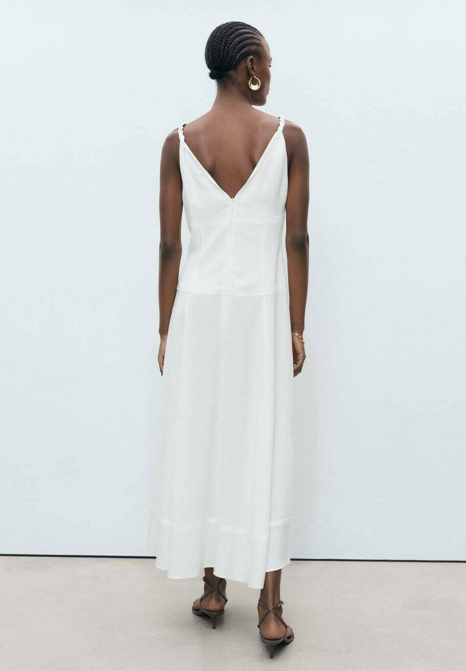 Robe longue Mango à col en V - blanche