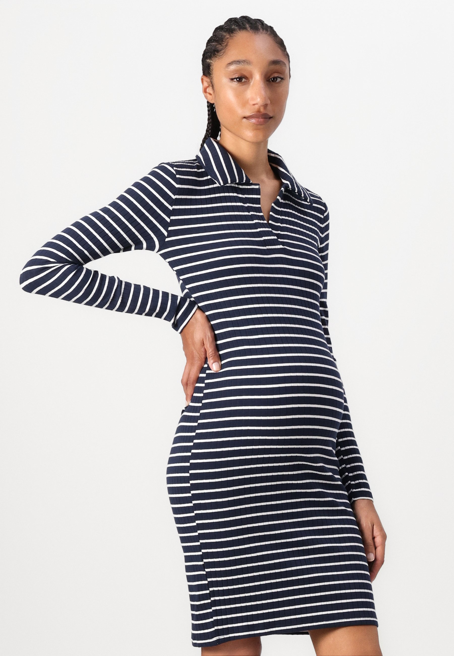 Vero Moda Maternity VMMSEA JURK - Jersey jurk - marineblauwe blazer/sneeuwwit